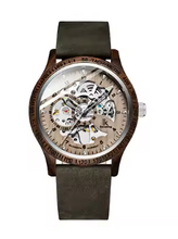 Carregar imagem no visualizador da galeria, Relógio de Madeira Automático Cyber