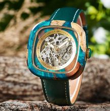 Carregar imagem no visualizador da galeria, Relógio de Madeira Resina Quadrado