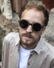 Carregar imagem no visualizador da galeria, Óculos de Madeira Goofy