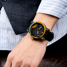 Carregar imagem no visualizador da galeria, Relógio de Madeira Metroid