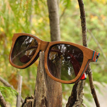 Carregar imagem no visualizador da galeria, Óculos de Madeira SK8