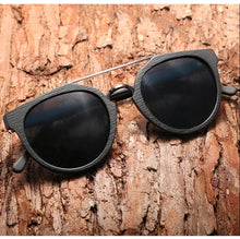 Carregar imagem no visualizador da galeria, Óculos de madeira Vintage