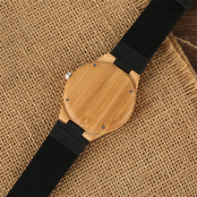 Carregar imagem no visualizador da galeria, Relógio de Madeira Modern