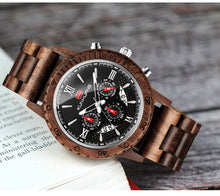 Carregar imagem no visualizador da galeria, Relógio de Madeira Militar