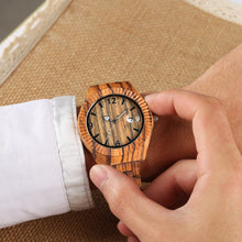 Carregar imagem no visualizador da galeria, Relógio de Madeira Zebrawood