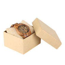 Carregar imagem no visualizador da galeria, Relógio de Madeira Zebrawood