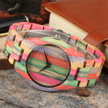 Carregar imagem no visualizador da galeria, Relógio de Madeira Multicolor