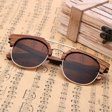 Carregar imagem no visualizador da galeria, Óculos de Madeira Lua