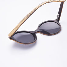 Carregar imagem no visualizador da galeria, Óculos de Madeira Tiger 3