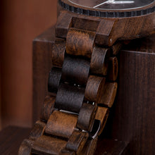 Carregar imagem no visualizador da galeria, Relógio de Madeira 3D