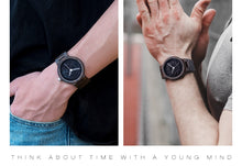 Carregar imagem no visualizador da galeria, Relógio de Madeira 3D