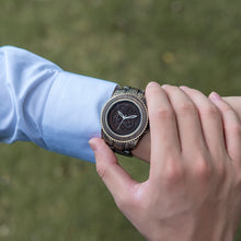 Carregar imagem no visualizador da galeria, Relógio de Madeira com Metal 3D