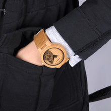 Carregar imagem no visualizador da galeria, Relógio Madeira Eco
