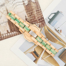 Carregar imagem no visualizador da galeria, Relógio de Madeira Feminino