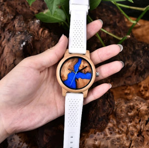 Relógio de Madeira c/ Pulseira de Silicone